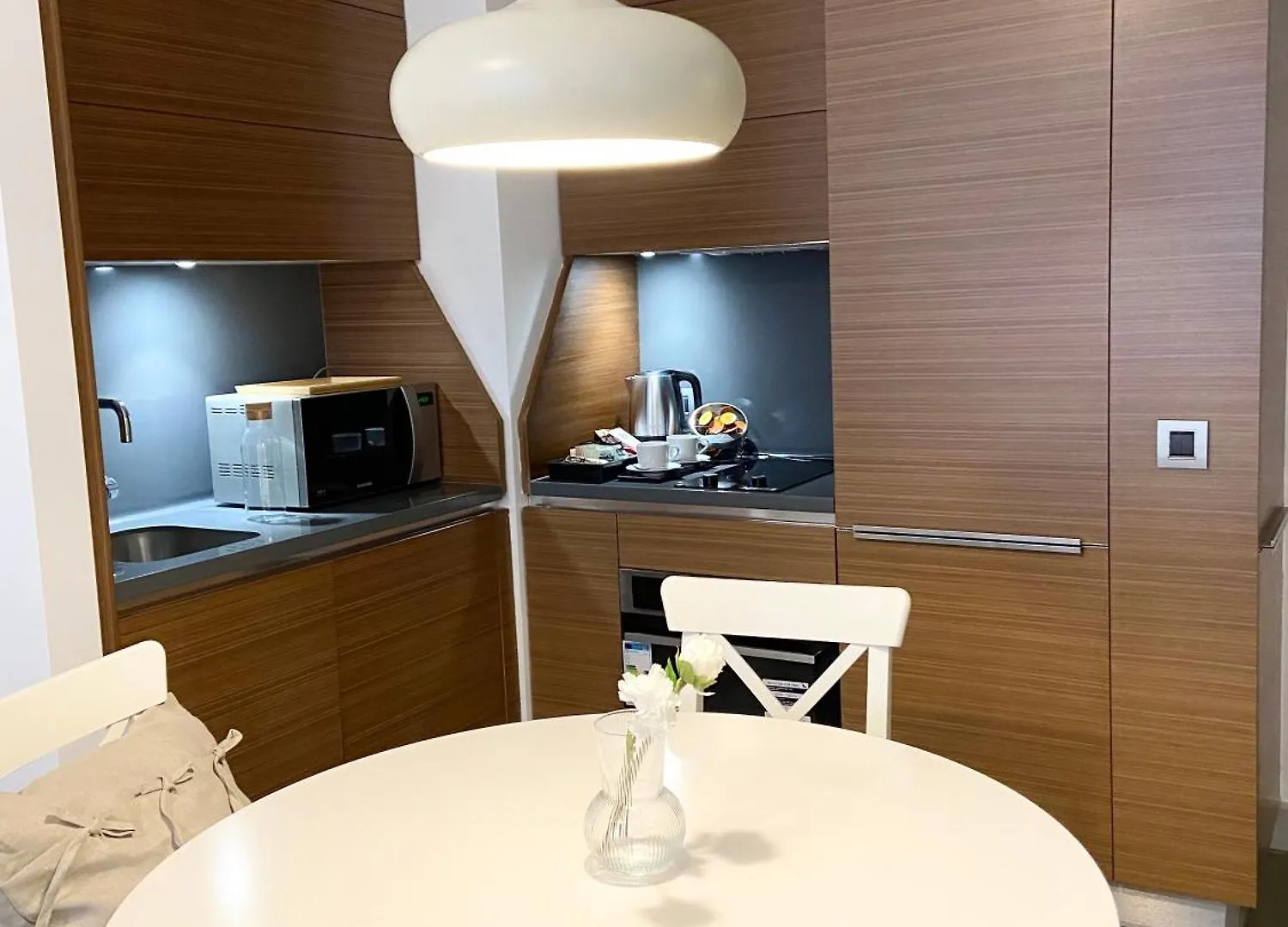 Havuz Olanagina Sahip , Otel Konforu Sunan Daire Istanbul Apartment