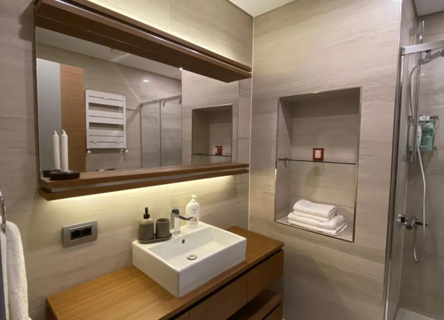 Apartment Havuz Olanagina Sahip , Otel Konforu Sunan Daire Istanbul