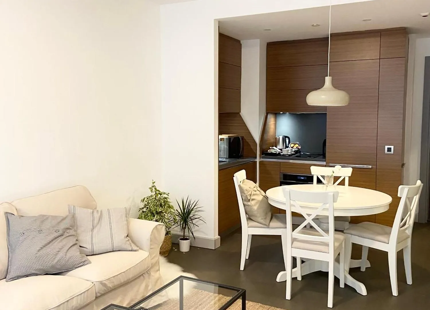 Apartment Havuz Olanagina Sahip , Otel Konforu Sunan Daire Istanbul Türkei